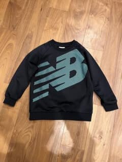 New Balance トレーナー 130cm ブラックのサムネイル
