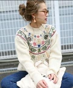 【未使用】セレクトモカ  刺繍ニットのサムネイル