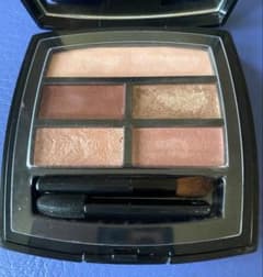 CHANEL レベージュ アイシャドウパレット テンダーのサムネイル