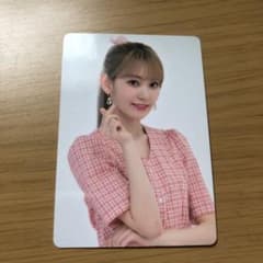 IZONE  宮脇咲良　ムビチケトレカのサムネイル