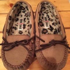 ミネトンカのサムネイル