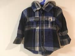 ★beby GAP★  フード付きシャツ サイズ100のサムネイル