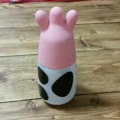 ぴーちゃん様専用 牛柄の哺乳瓶のサムネイル