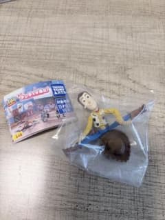 またアンディが来た！トイストーリー ウッディ カプセルトイのサムネイル