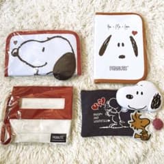 ピーナッツ　スヌーピー　グッズのサムネイル