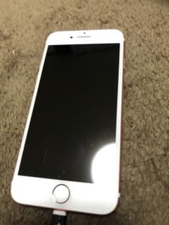 iPhone 7 Rose Gold 32 GB SIMフリーのサムネイル