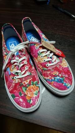 新品 花柄VANS スニーカー☆のサムネイル