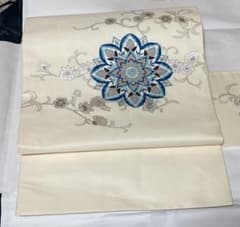 名古屋帯 花唐草 九寸 正絹　染め帯　クリーム　生成りのサムネイル