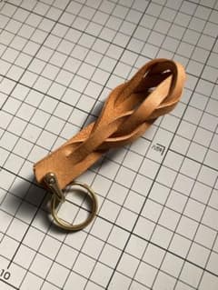 ナチュラルレザーキーリング キーホルダーのサムネイル
