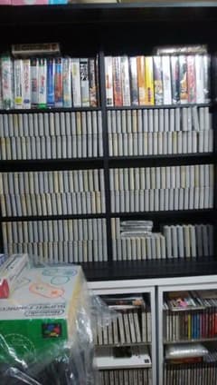 スーパーファミコン　ソフト253本+本体+スーパーゲームボーイ8本のサムネイル