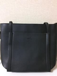 ショルダーバッグのサムネイル