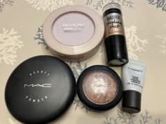 【販売11月上旬まで】MAC他　セット販売のサムネイル