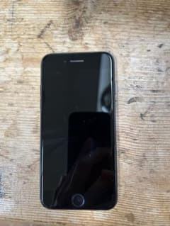 た*ん様 iPhone7 128GB SIMフリー docomo解除済みのサムネイル