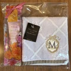 Days in Bloom ハンドクリーム＆タオルハンカチセットのサムネイル