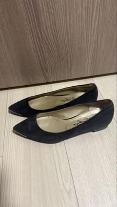 処分黒スエード ポインテッドトゥ フラットシューズのサムネイル