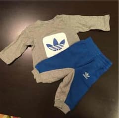 お値下げ！ アディダス セットアップのサムネイル
