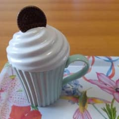 Francfranc マグカップ 蓋付き カップケーキデザインのサムネイル