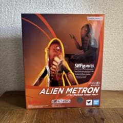 SHFiguarts 메트론 성인(노려진 거리 ver)