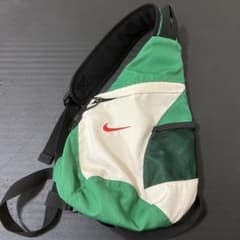 NIKE ショルダーバッグ 90〜00s 緑 ヴィンテージ - メルカリ