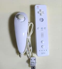 Wii Remote and Nunchuk Set, White, Genuine Nintendo Product