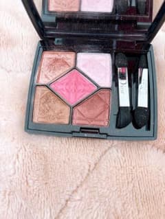 Dior アイシャドウパレット　サンククルール　867のサムネイル