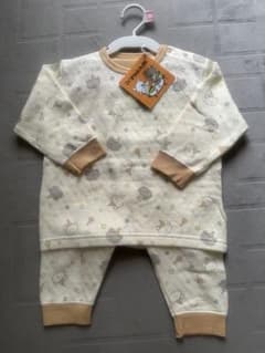 新品未使用 こぐまちゃん パジャマ 腹巻付き 90のサムネイル
