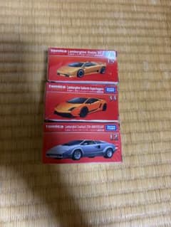 トミカプレミアム ランボルギーニ 発売記念仕様 3台セットのサムネイル