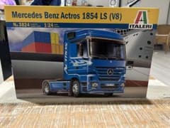 イタレリ 1/24 メルセデス・ベンツ アクトロス 1854 LS (V8)のサムネイル