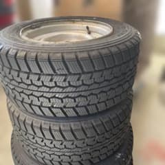 225/50R12.5 スタッドレス　本州送料込みのサムネイル