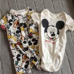 美品☆ディズニー ロンパースのサムネイル