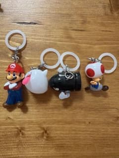 マリオ めじるしアクセサリー　4点セットのサムネイル