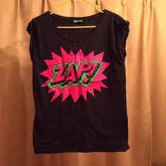 【1week限定値下げ】galaxxxy zap! print T-shirtのサムネイル