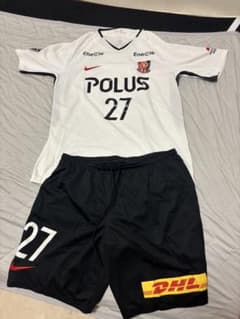 浦和レッズ ジュニアユース支給 NIKE 27番 ユニフォーム 上下 XLのサムネイル