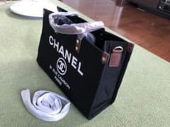 けいちゃん様専用トートバッグ　CHANEL ノベルティのサムネイル