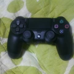 PS4 コントローラー 黒のサムネイル