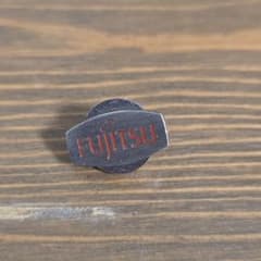 富士通 社章 バッジ - メルカリ