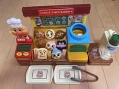 アンパンマン ジャムおじさんのやきたてパン工場のサムネイル