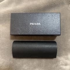 PRADA メガネケースのサムネイル
