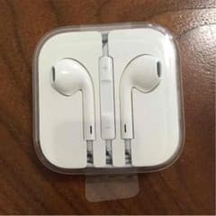 純正 iPhone イヤホンのサムネイル