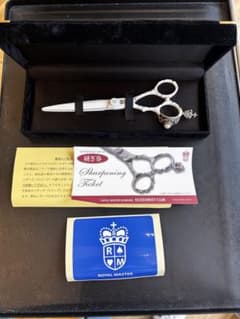 d*3様 ロイヤルマスターシザーズ　パールホワイト　左利き用 d*3様 ロイヤルマスターシザーズ パールホワイト 左利き用
