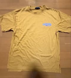TREND&MOCO ロゴ 半袖 Tシャツ マスタード　Mのサムネイル