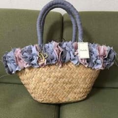 カシェリエ cachellie フリルかごバッグ Mのサムネイル