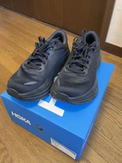 【最終値下げ！】【美品！】【試し履きのみ】ホカオネオネ　ボンダイ8のサムネイル