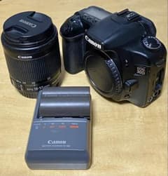 Canon EOS 30D 一眼レフカメラ　レンズキットのサムネイル