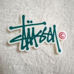 stussyステッカーのサムネイル