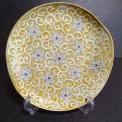 新品 波佐見焼 龍庵窯 捻りスクエアプレート2枚　お祝い　レストラン 新品 波佐見焼 龍庵窯 捻りスクエアプレート1枚 イエロー 懐石料理