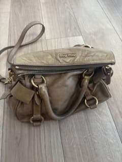 【miu miu】2way ハンドバッグ ショルダーバッグのサムネイル
