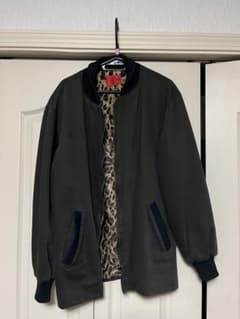 ダークグレー ヒョウ柄裏地 ファラオ