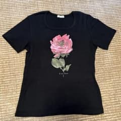 L'EST ROSE 半袖Tシャツ ブラック 薔薇プリント　一部ほつれありのサムネイル