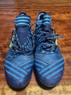 adidas サッカースパイク NEMEZIZのサムネイル